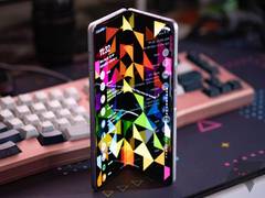 
      
      Samsung Galaxy Z Fold4 receives FCC certification
      
      