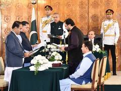 
      
      Pakistan President administers oath to 4 members of PM's cabinet
      
      