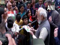 
      
      PM Modi gets warm welcome from Indian diaspora in Paris
      
      