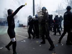 
      
      Almost 100 Police Officers injured during Saturday protests...
      
      