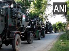 
      
      J-K: One soldier injured in Pulwama encounter
      
      