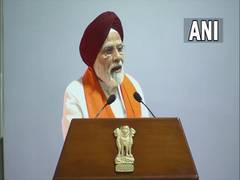
      
      Sikhs a strong link in India's relations with other countries: PM
      
      