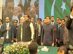 
      
      Pakistan: Hamza Shehbaz sworn in as CM of Punjab province
      
      