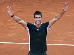 
      
      Madrid Open: Teenager Carlos Alcaraz beats Djokovic
      
      