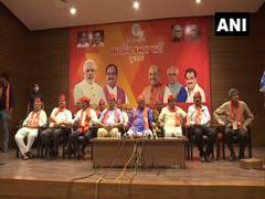 
      
      About 500 doctors join BJP ahead of assembly polls in Gujarat
      
      