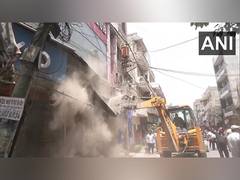 
      
      SDMC conducts demolition drive at Vishnu Garden area
      
      