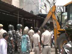 
      
      DDA runs anti-encroachment drive in Delhi's Kalyanpuri
      
      