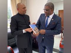 
      
      India's Ambassador meets Comoros's FM Dhoihir Dhoulkamal
      
      