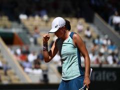 
      
      Iga Swiatek pulls out of Berlin event with shoulder issue
      
      