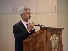 
      
      EAM S Jaishankar interacts with Indian community in Prague 
      
      