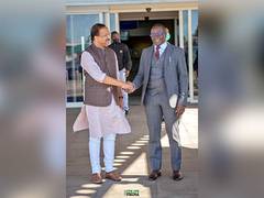 
      
      Muraleedharan arrives in Harare as part of African nations' visit
      
      