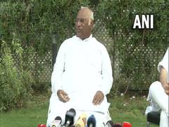
      
      Congress blames BJP for Maha political crisis, says it wants...
      
      
