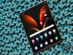 
      
      Samsung Galaxy Z Fold4 comes with a smaller crease than the Fold3
      
      