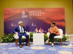 
      
      Jaishankar meets Indonesian FM on sidelines of G20
      
      