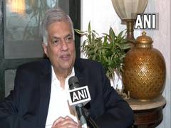 
      
      Sri Lankan PM calls emergency Party Leaders meeting 
      
      
