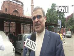 
      
      Iranian envoy offers Eid Al-Adha prayers at Jama Masjid
      
      