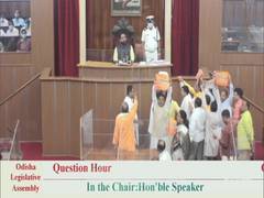 
      
      Odisha BJP MLAs protest against Cong leader's remarks on Murmu
      
      