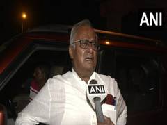
      
      Partha Chatterjee embarrassed, dishonoured TMC, says Saugata
      
      
