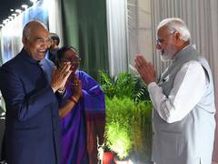 
      
      PM Modi hosts farewell dinner for President Ram Nath Kovind
      
      