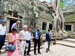 
      
      Jaishankar arrives Cambodia for ASEAN-India meeting
      
      