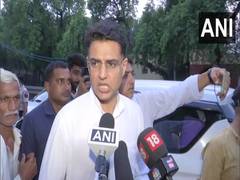 
      
      Rahul, Priyanka Gandhi & other Congress leaders released
      
      