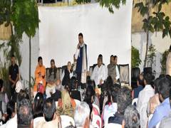
      
      Maharashtra: Fadnavis attends meeting consisting BJP MLAs...
      
      