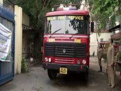 
      
      Delhi: Fire breaks out at Kidwai Bhawan; no casualties reported
      
      