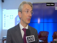 
      
      Kargil Vijay Diwas: French Ambassador to India pays tributes...
      
      