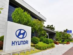 
      
      Hyundai Motor and Kia's market share decreased from 3.1 pc to...
      
      