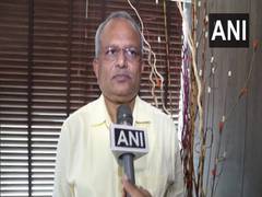 
      
      Gujarat: Surat Diamond Bourse attracting traders back to the city
      
      