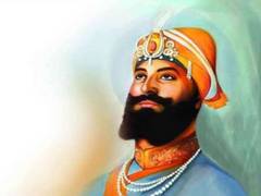
      
      B-town celebs extend 'lakh lakh vadhaiyaan' on Gurupurab
      
      
