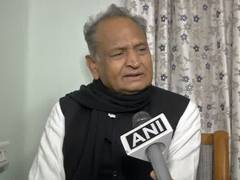 
      
      Media misquoted my remark on President Kovind, clarifies Gehlot 
      
      