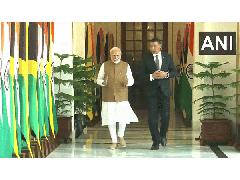 
      
      PM Modi meets Jamaican counterpart Andrew Holness in Delhi
      
      
