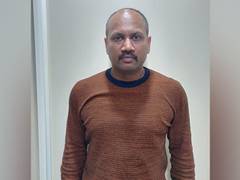 
      
      NCB witness Kiran Gosavi's police custody extended by one day...
      
      