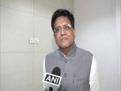 
      
      Piyush Goyal reaches Melbourne on a 3-day visit to Australia
      
      