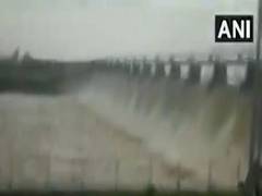 
      
      Gujarat: 14 gates of Motisar Dam opened to release water...
      
      