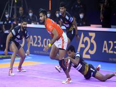 
      
      Pro Kabaddi League: Gujarat Giants outclass Telugu Titans 
      
      