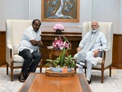 
      
      Karnataka CM meets PM Modi, seeks release of funds
      
      