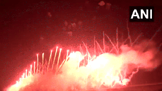 
      
      Deepotsav witnesses display of crackers, diyas
      
      