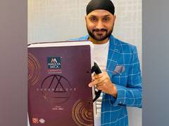 
      
      Amulya Mica virtually Perfect 1MM Collection launched by...
      
      
