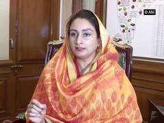 
      
      Speaker asks Harsmirat Kaur not to address Punjab chief...
      
      