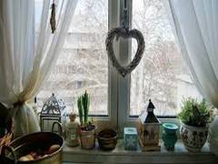 
    Person's home gives insights into their personality
    
