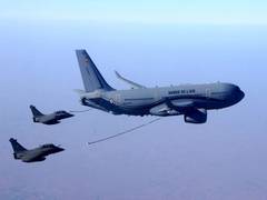 
      
      French Air Force contingent stops over in India
      
      