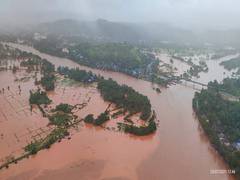 
      
      IAF carries out flood relief operations in Maharashtra's Ratnagiri
      
      