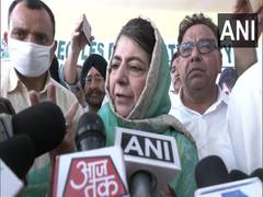 
      
      Mehbooba Mufti accuses BJP of doing nothing for Kashmiri Pandits 
      
      