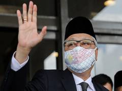 
      
      Malaysian PM to make inaugural visit to Indonesia
      
      