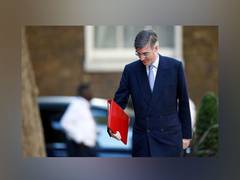 
      
      UK Cabinet member issues unusual style guide to staff; bans...
      
      