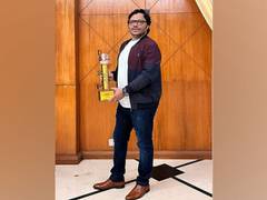 
      
      Director Jai Prakash Mishra honoured with the "Dada Saheb...
      
      