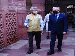 
      
      EAM Jaishankar meets Afghan peace negotiator Abdullah Abdullah
      
      