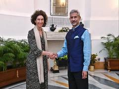 
      
      Jaishankar exchanges views on global issues with Andorra's FM
      
      